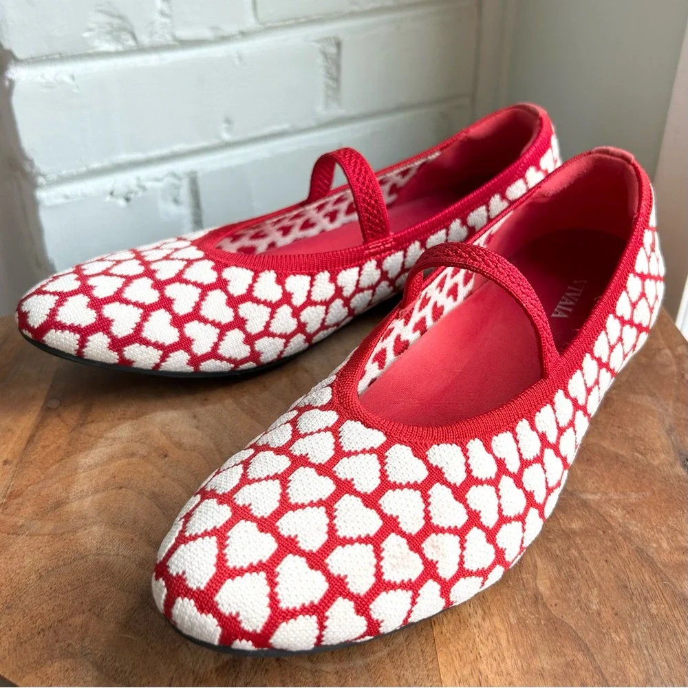 Vivaia Tamia Almond-Toe‎ Mary-Jane Valentine's Day Cream Ivory Red Heart 41 9.5